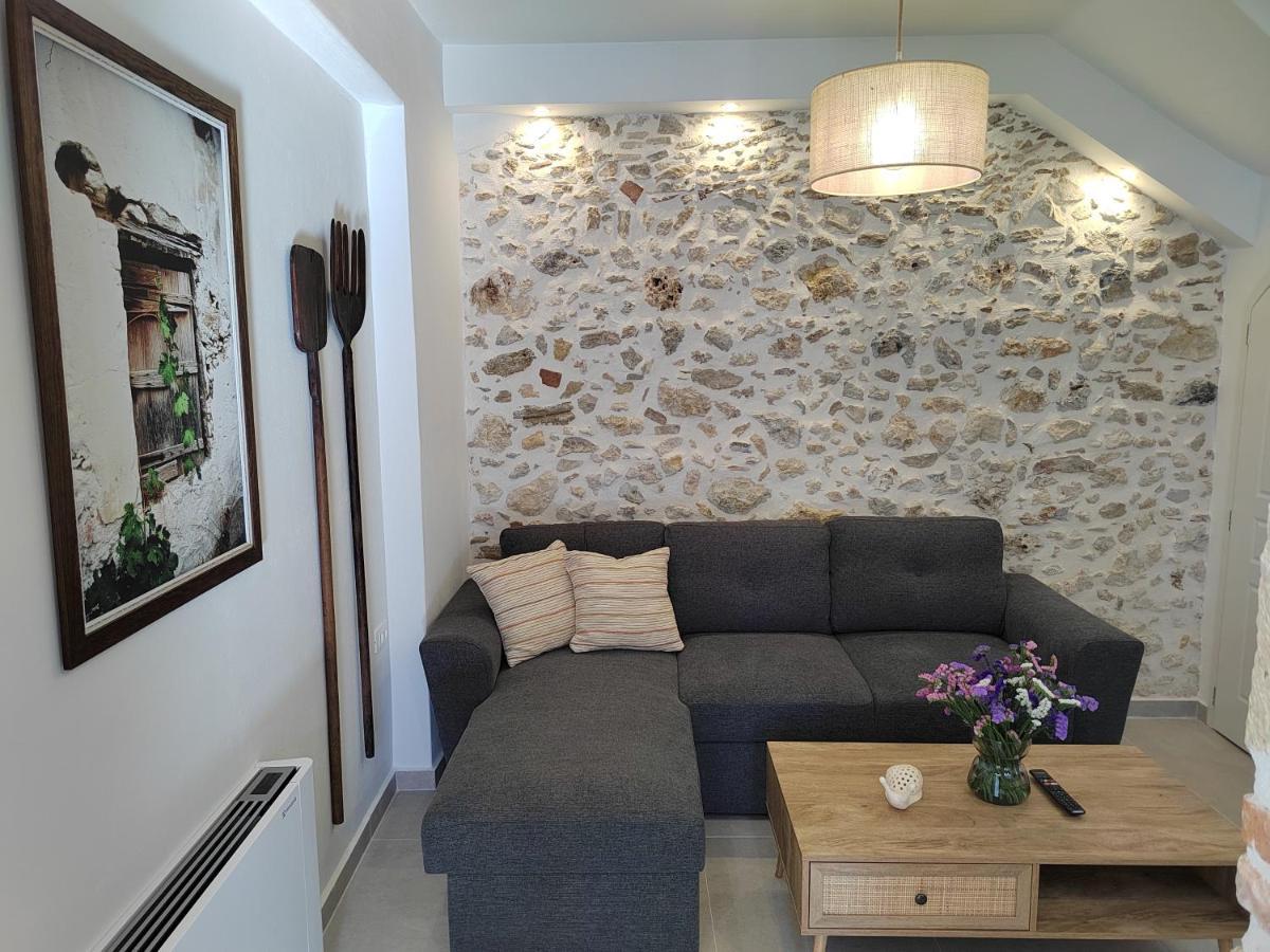Mouse House With Sea View And Mini Pool Villa Platanés Екстериор снимка
